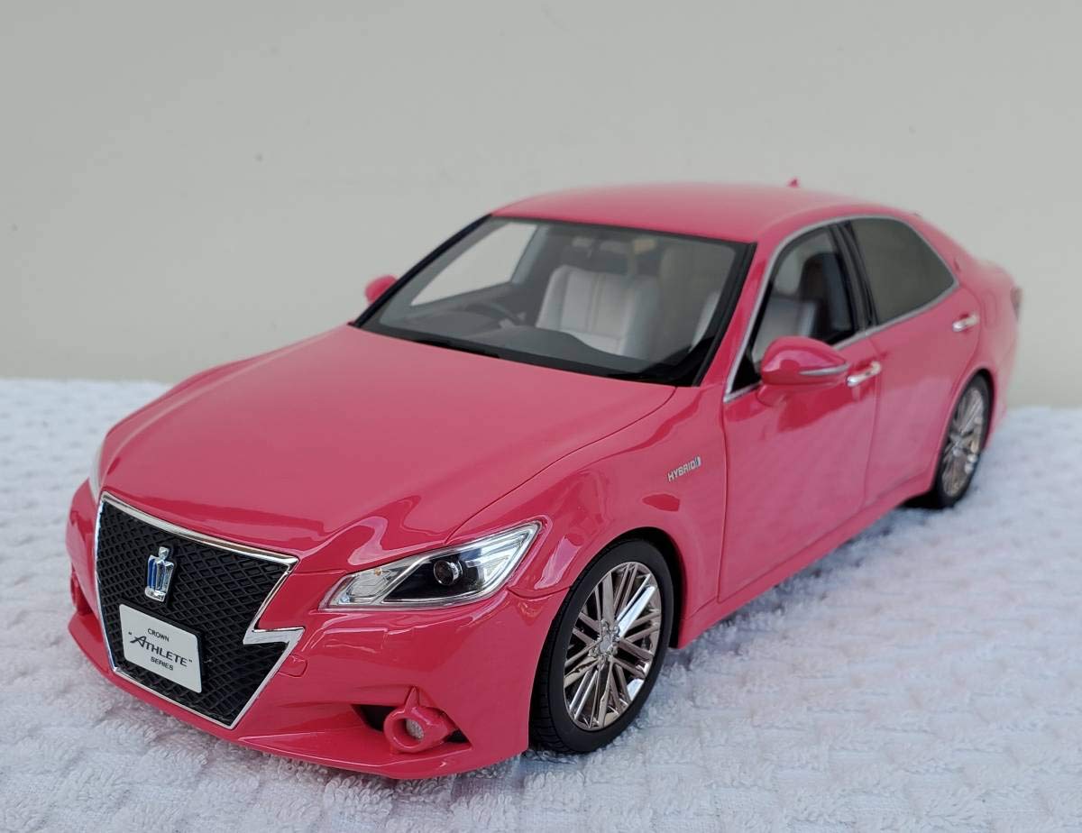 トヨタ クラウン ハイブリッド アスリート G ピンク 1/18 サムライ 京